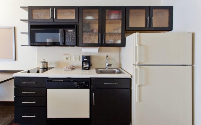 Sonesta Simply Suites Denver West Federal Center