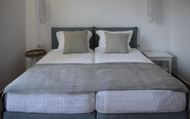 Meltemi by Manthos Hotels