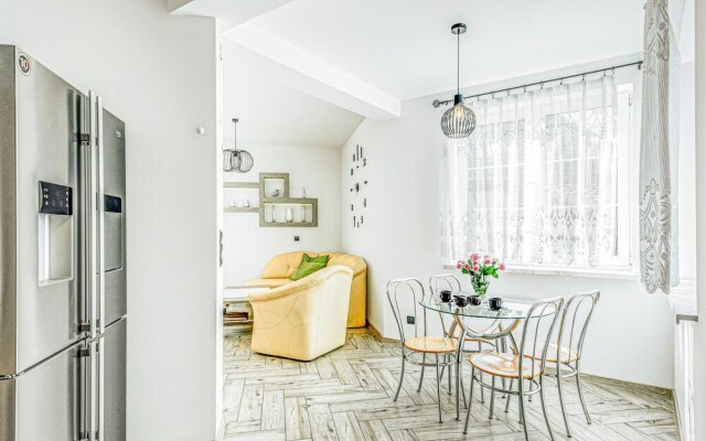 Awesome Home in Grzybowo With 5 Bedrooms and Wifi