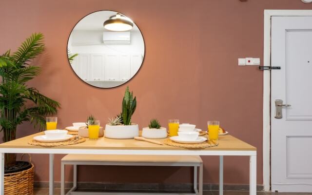 Stunning Chic 2 BR Ibn Gvirol St