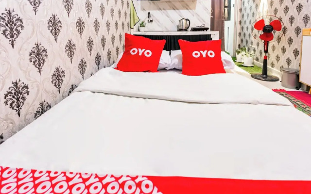 OYO 94069 Mp Room