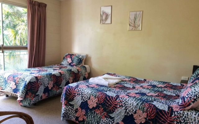 Villa Shangri-La – Guest Rooms – Cairns