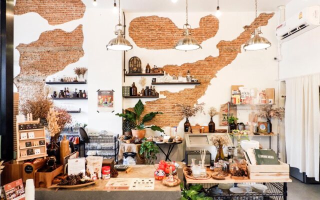 The Old City Wall Inn