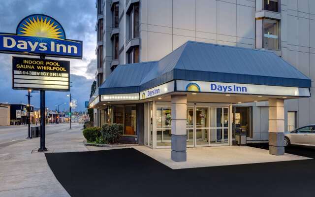 Days Inn by Wyndham Niagara Falls Near The Falls