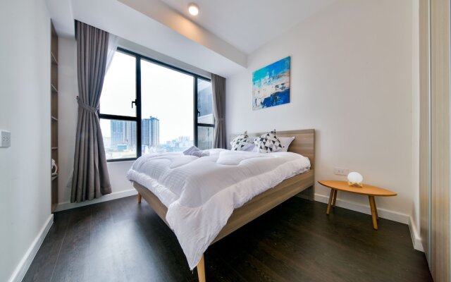 New Tresor River and City View Apartment