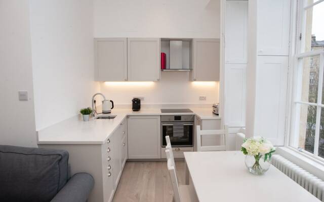 1 Bedroom Luxury Flat in Central Bath