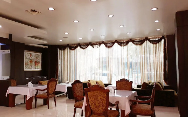 Newvera Hotel
