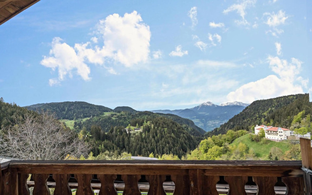 Ferienwohnung Sonnenblume Nusserhof