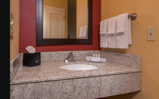 Courtyard by Marriott Williamsburg Busch Gardens Area