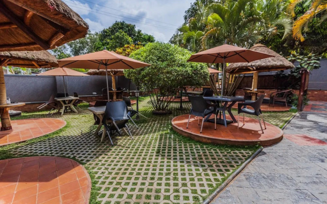 Palm Gardens and Guest House