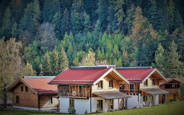 X-Alp Lodges