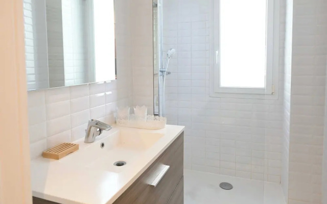 Modern Apartment - 2br-4p- Canal Saint-martin