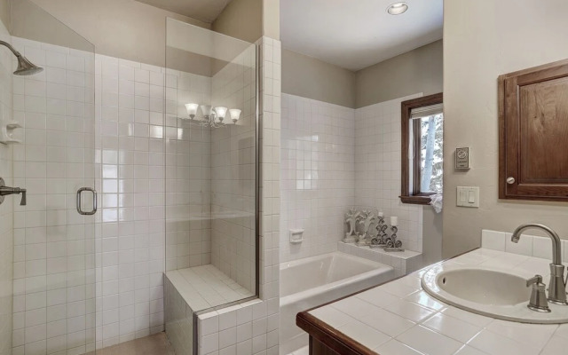 Pines 7 Larkspur - 6 Br Townhouse