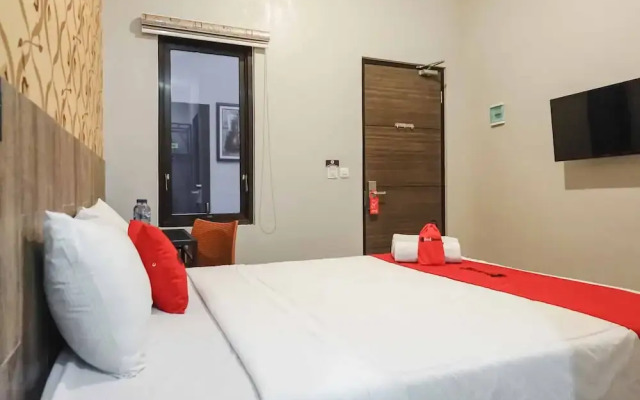 Double D9 Guesthouse by Oyo Rooms