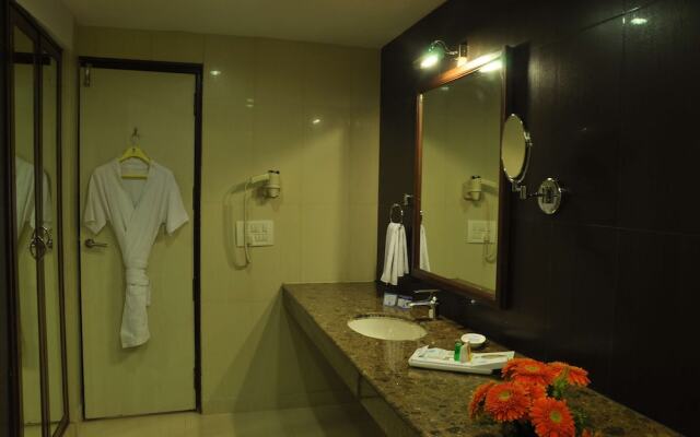 Le Lac Sarovar Portico Ranchi