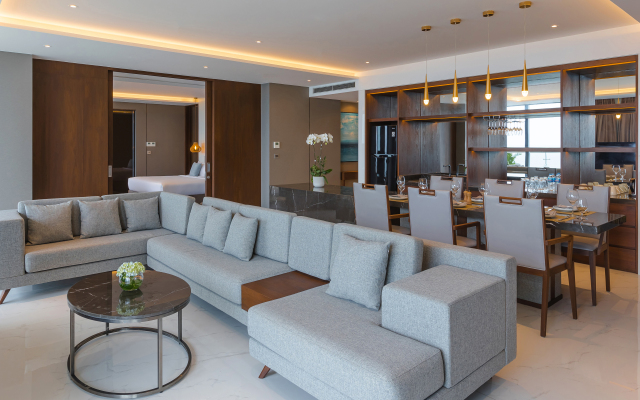 Sel de Mer Hotel & Suites