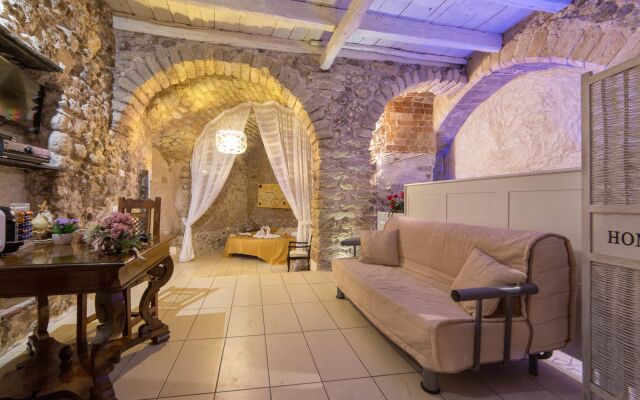 Donnaciccina Accomodation
