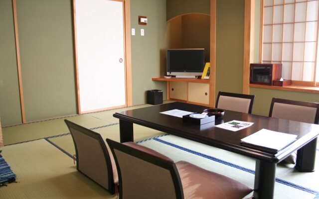 Rako Hananoi Hotel