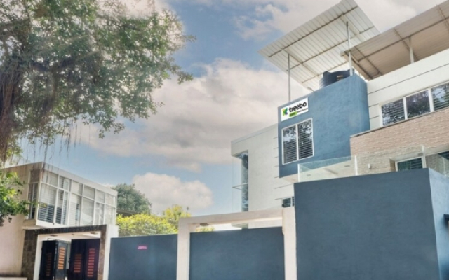 Treebo Trend Midvalley Residence