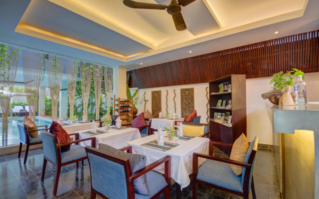 Solitaire Damnak Villa Hotel