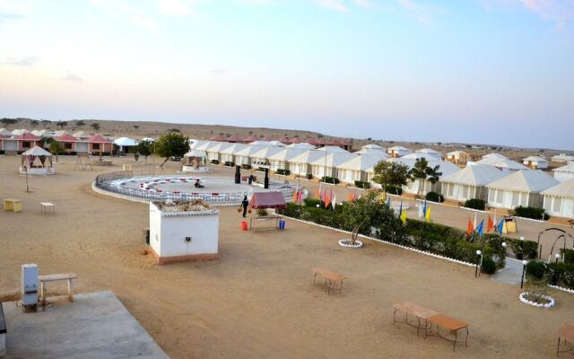 Oasis Camp Sam
