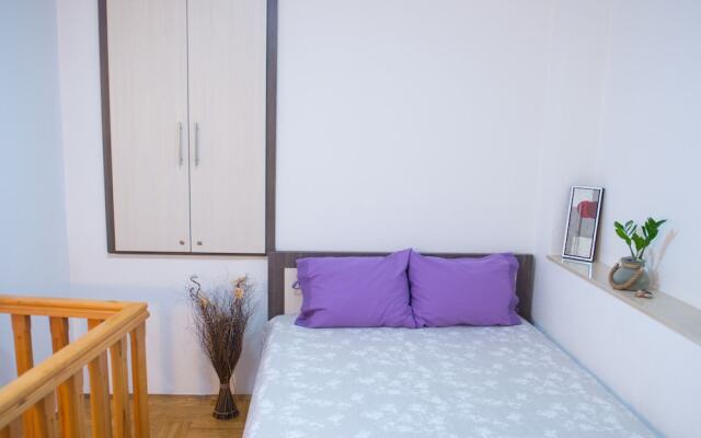 Purple Rain Apartment