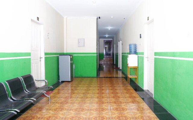 OYO 338 Guest House Omah Manahan