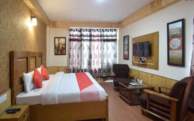 OYO 12275 Crown Hospitality