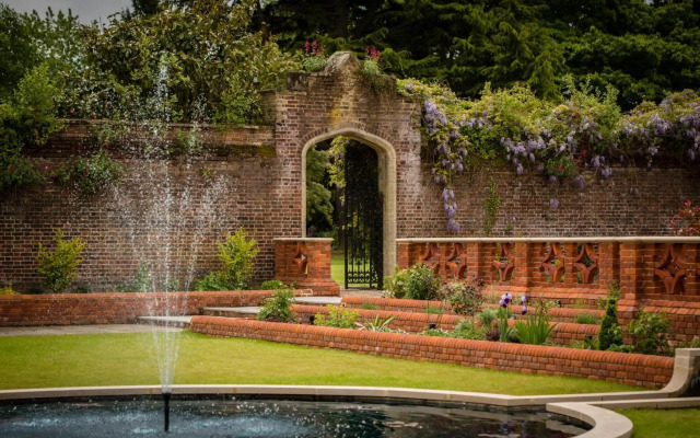 Shendish Manor Hotel & Golf Course