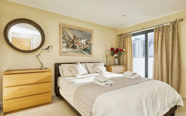 Seafront Quay West Apartments
