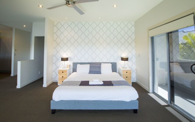 Gold Coast Luxury Waterfront House