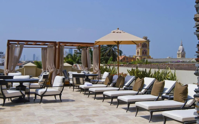 Bastión Luxury Hotel