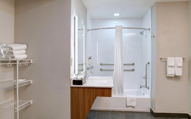 Staybridge Suites Oklahoma City Airport by IHG