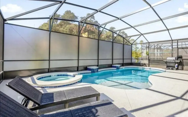 Paradiso 12bd Pool Summerkitchen Gameroom Cinema
