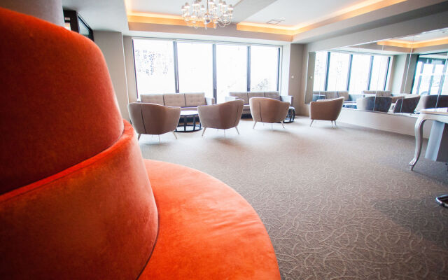 M Hotel