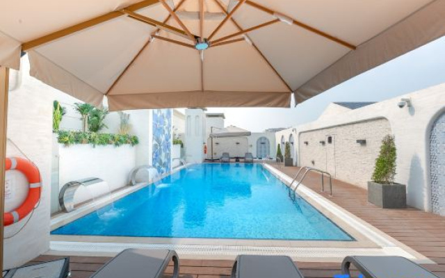 Artan Residence and Suites