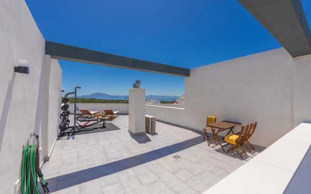 Views, Terrace & Pool - Fibre WIFI - SimplyTarifa