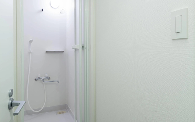 Osaka guest house sakura – Hostel