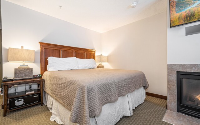 Suites at Silver Tree A124