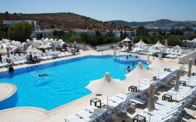 Tenda Hotel