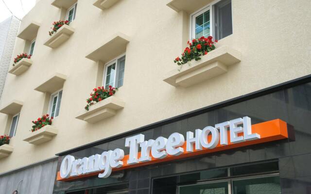 Orange Tree Hotel & Cafe