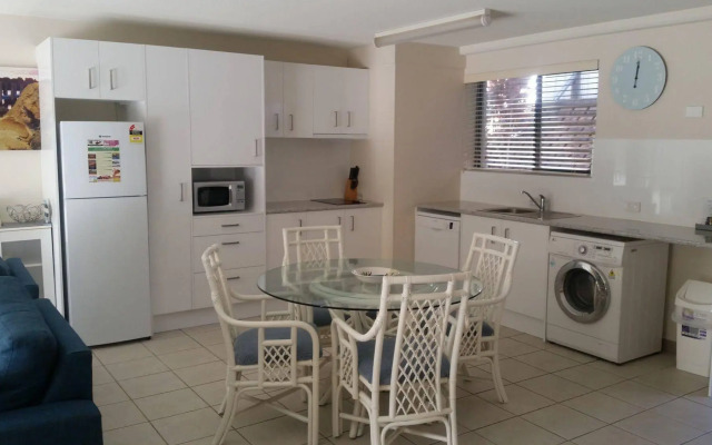 Nelson Bay Breeze Holiday Apartments
