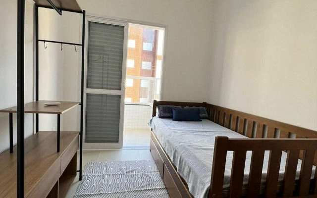 Apto Novo c/ Ar e Piscina  Toninhas Ubatuba