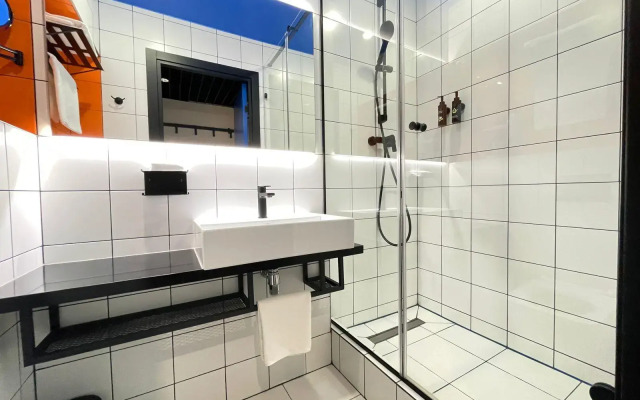 Apartment 2 o'clock on Ordzhonikidze street 44A