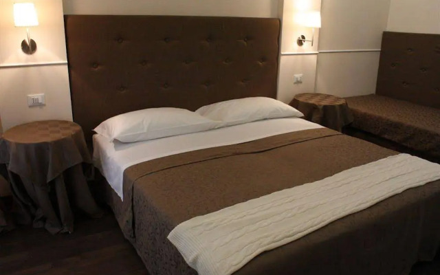 Caesar Place Roma