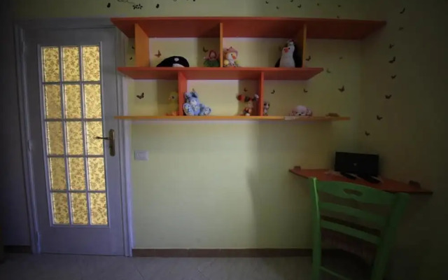 Dolls House Holiday Home