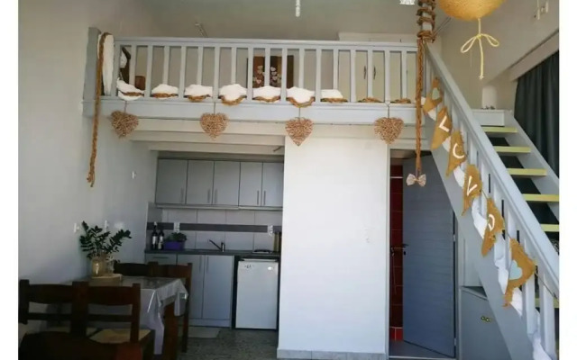 Kikilia's & Stelio's Apartments