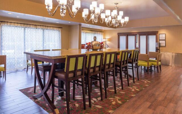 Hampton Inn Columbia Northeast - Fort Jackson Area
