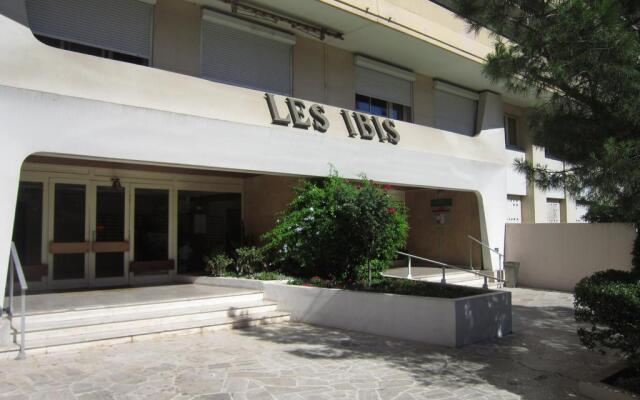 Les Ibis