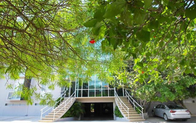 Riviera Towers 2BR & Pool